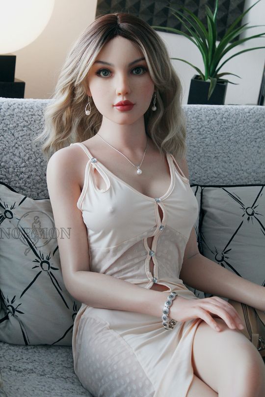 Picture of Shiella / 165A cm / C cup / Super-weight reduction doll