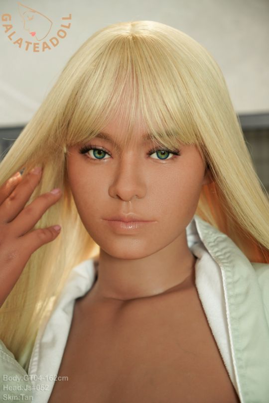Bild von Elin  / 162cm / D Körbchen / Silikon-Sexpuppe